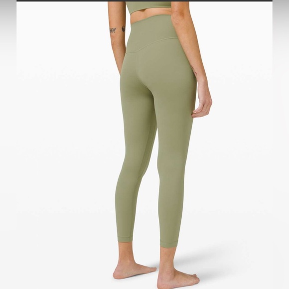 Lululemon Align - size 6 - Picture 1 of 8